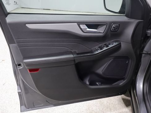 Used 2024 Ford Escape Platinum AWD/4WD image 10