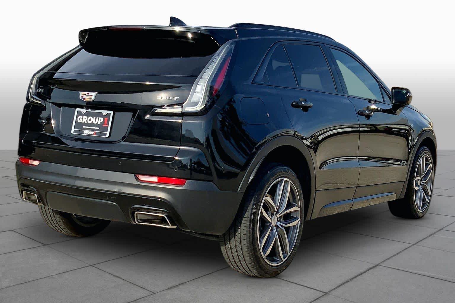 Used 2023 Cadillac XT4 Sport FWD image 13