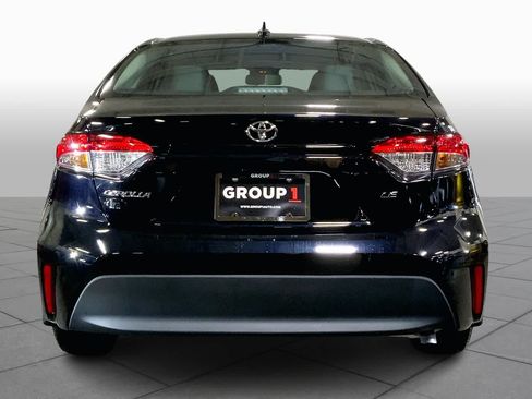 Used 2026 Toyota Corolla LE FWD image 4
