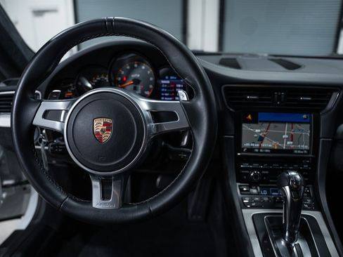 Used 2015 Porsche 911 GT3 RWD image 43