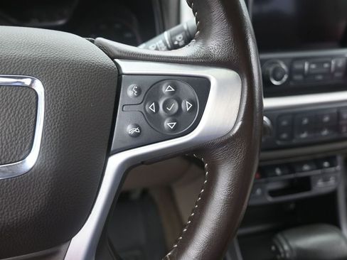 Used 2015 GMC Canyon SLT image 32