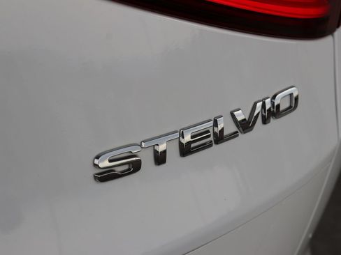 Used 2023 Alfa Romeo Stelvio Sprint AWD/4WD image 39