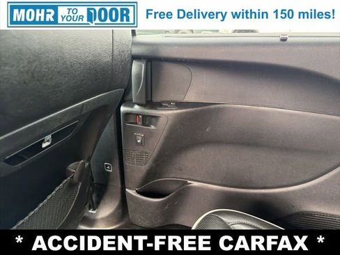 Used 2020 Chrysler Pacifica Limited w/ S Appearance Package image 35