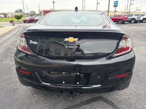 Used 2017 Chevrolet Volt Premier FWD image 4