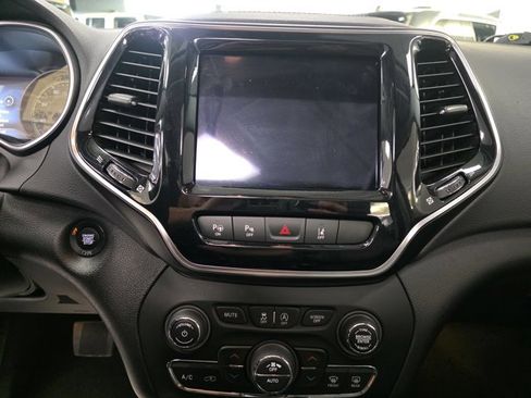 Used 2021 Jeep Cherokee Limited w/ Mopar Interior Package image 7