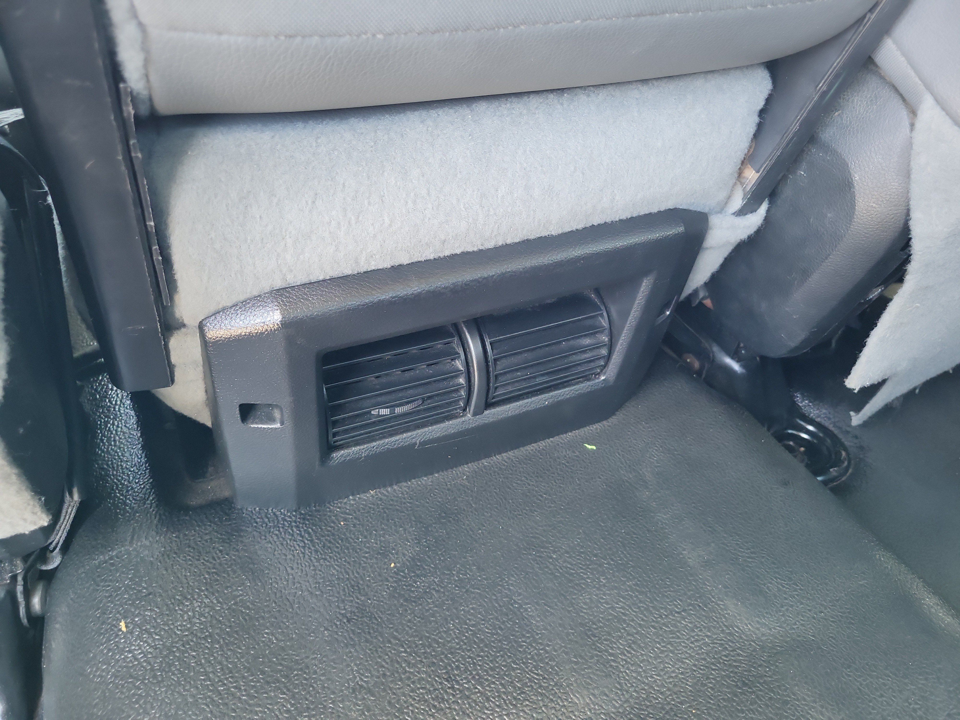 Used 2018 RAM 3500 Tradesman RWD image 15