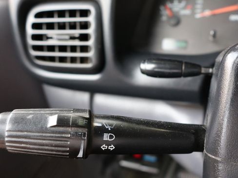 Used 1999 Dodge Ram 2500 Truck 4x4 Quad Cab image 31