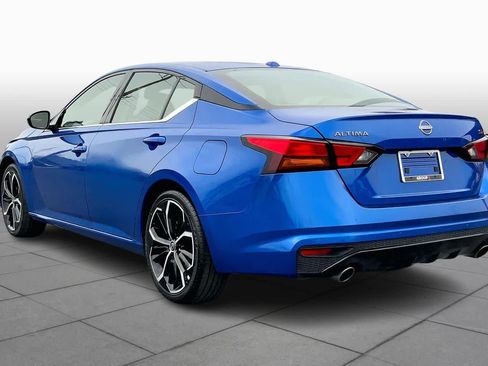 Used 2025 Nissan Altima 2.5 SR image 11