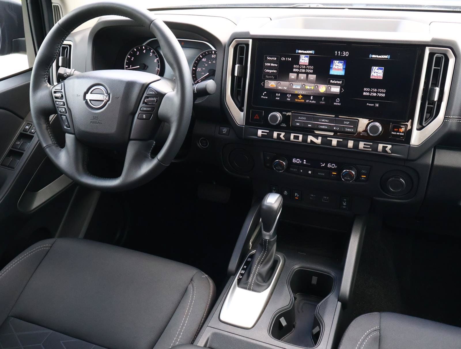 Used 2025 Nissan Frontier SV w/ SV Convenience Package RWD image 11