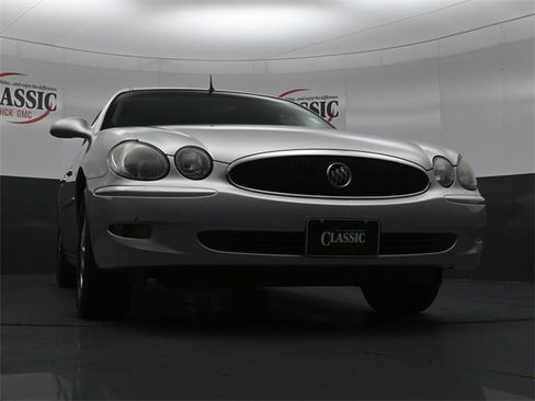 Used 2005 Buick LaCrosse CXL w/ Gold Convenience Package image 27