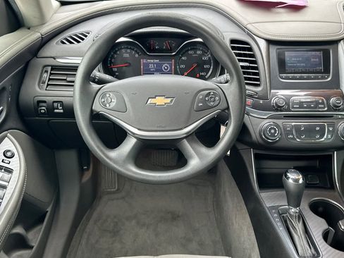 Used 2015 Chevrolet Impala LS image 15