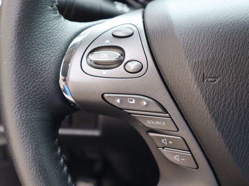 Used 2023 Nissan Murano SV w/ SV Midnight Edition Package FWD image 12