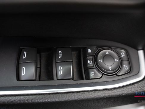 Used 2024 GMC Sierra 2500 Denali w/ Denali Reserve Package image 17