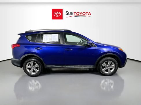 Used 2015 Toyota RAV4 XLE image 2