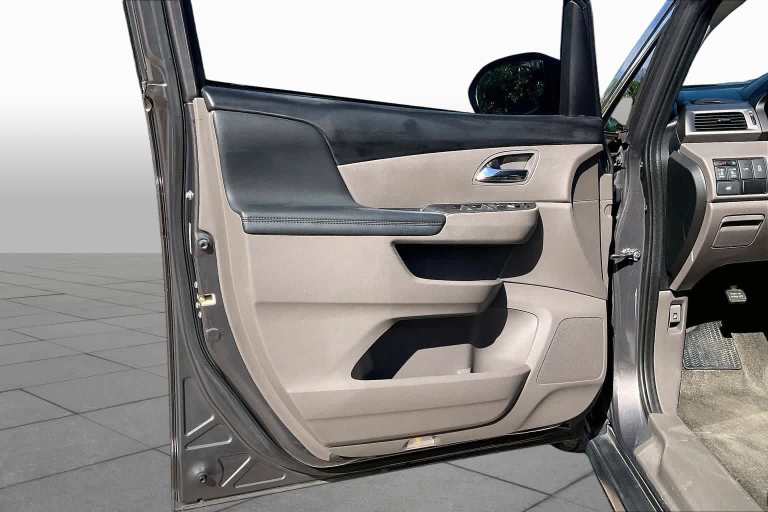 Used 2016 Honda Odyssey EX-L image 21