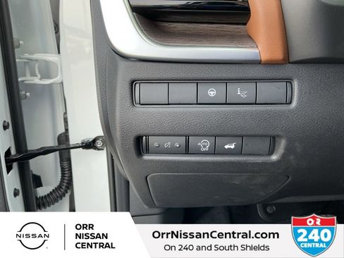 New 2026 Nissan Rogue Platinum w/ Platinum Premium Package AWD/4WD image 19