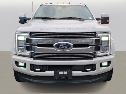 Used 2018 Ford F450 Limited image 2