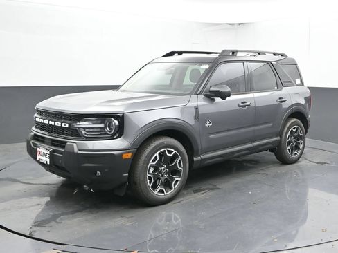 New 2025 Ford Bronco Sport Outer Banks w/ Outer Banks Tech Package+ AWD/4WD image 7
