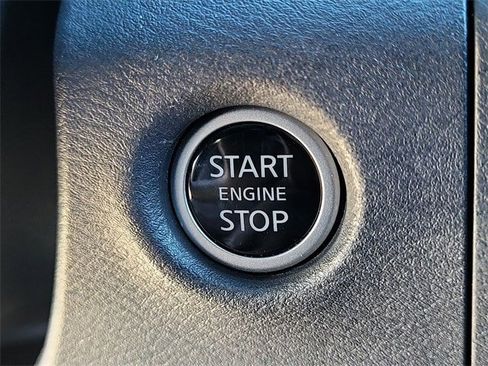 Used 2023 Nissan Frontier PRO-4X w/ Pro-4X Premium Package image 20