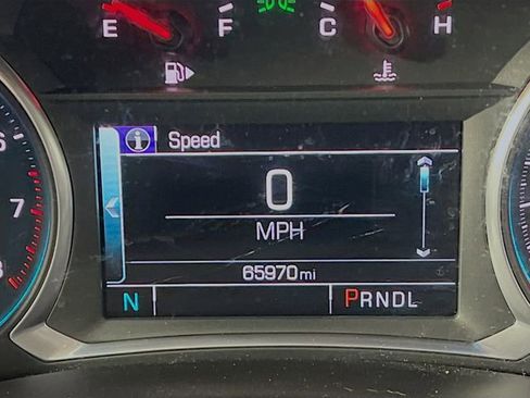 Used 2018 Chevrolet Malibu LT w/ Leather Package FWD image 10
