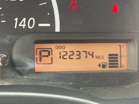Used 2017 Nissan Versa S Plus FWD image 40