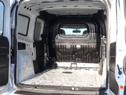 Used 2022 RAM ProMaster City Tradesman FWD image 9