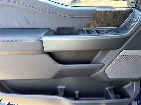 New 2026 Ford F250 Lariat w/ Black Appearance Package image 20