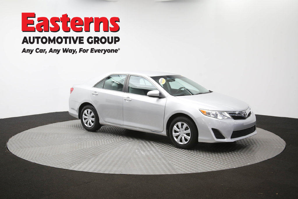 Used 2014 Toyota Camry LE FWD image 49