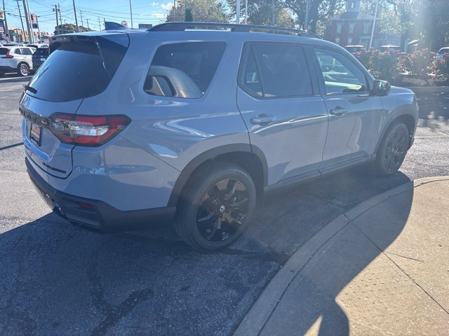 New 2026 Honda Pilot Black Edition image 5