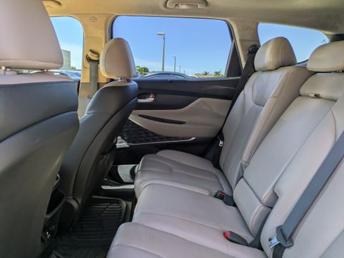 Used 2020 Hyundai Santa Fe Limited w/ Cargo Package image 13