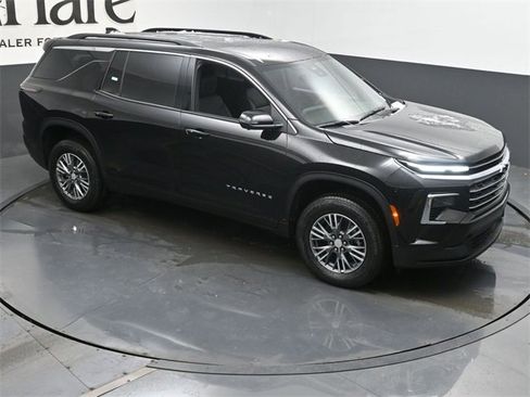 New 2026 Chevrolet Traverse LT w/ Driver Confidence Package image 27