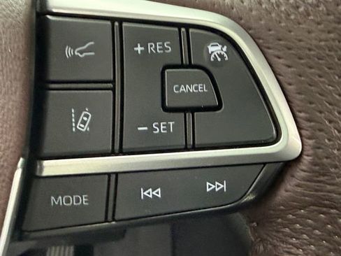 Certified 2021 Toyota Sienna Platinum image 15