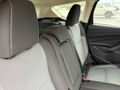 Used 2017 Ford Escape SE AWD/4WD image 47