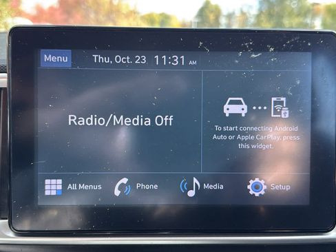 Used 2023 Hyundai Venue SEL image 17