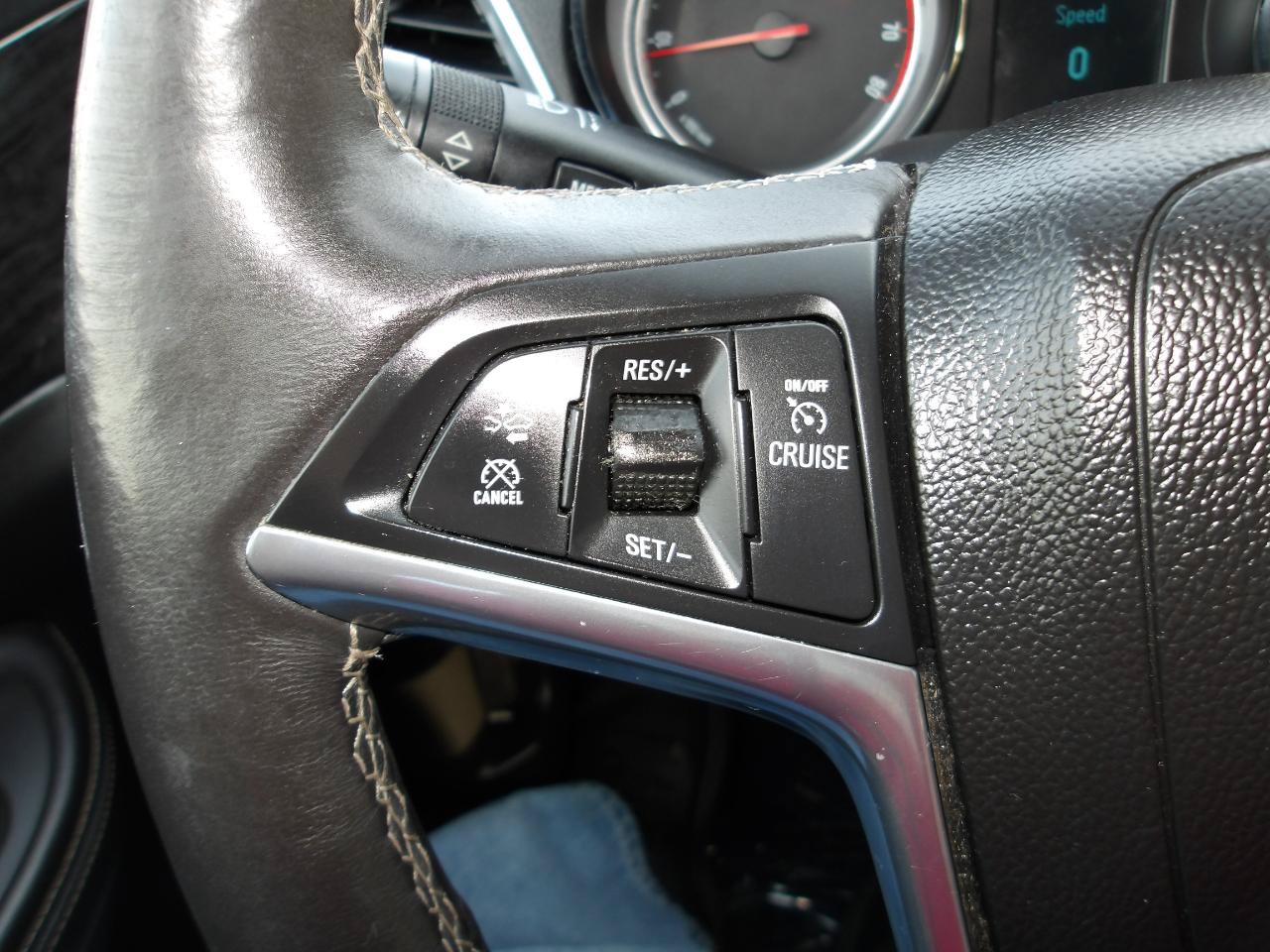 Used 2014 Buick Encore Premium AWD/4WD image 16