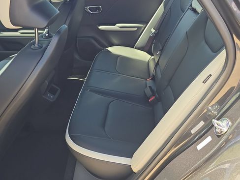 New 2026 Kia K4 EX FWD image 16