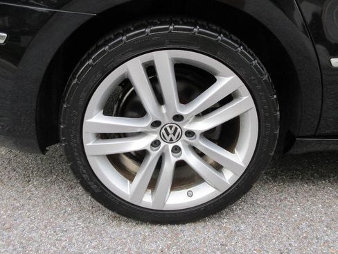 Used 2013 Volkswagen CC Lux image 40