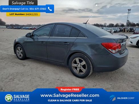 Used 2013 Chevrolet Cruze LT FWD image 3