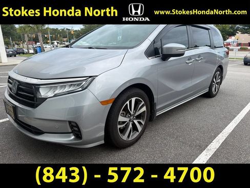 Used 2023 Honda Odyssey Touring image 1