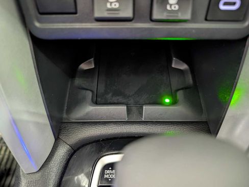 Used 2024 Toyota Corolla Cross XSE image 29