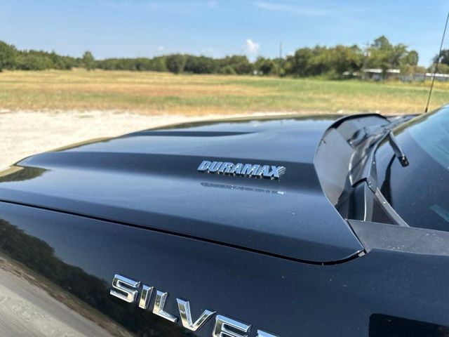 Used 2024 Chevrolet Silverado 1500 LTZ w/ LTZ Premium Package RWD image 10