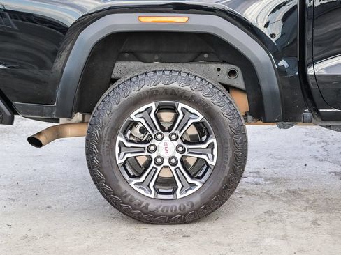 Used 2023 GMC Canyon AT4 AWD/4WD image 11
