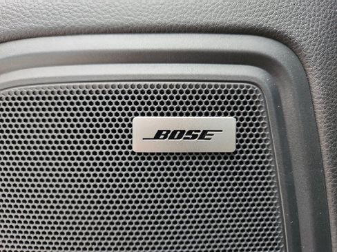 New 2025 Porsche Macan image 19