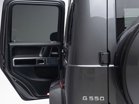 Used 2022 Mercedes-Benz G 550 image 31