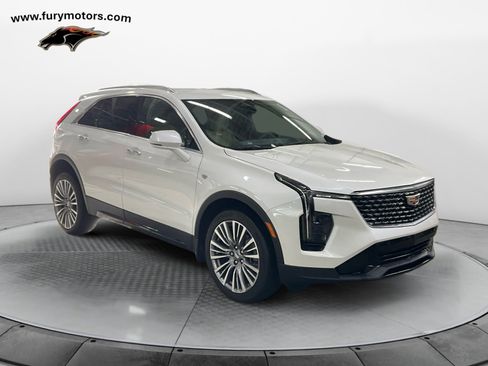 Used 2024 Cadillac XT4 Premium Luxury image 1
