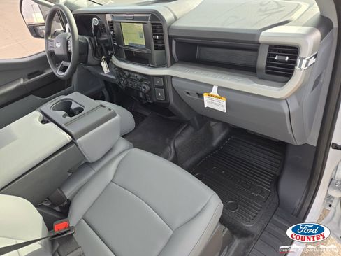 New 2026 Ford F250 XL w/ XL Chrome Package image 11