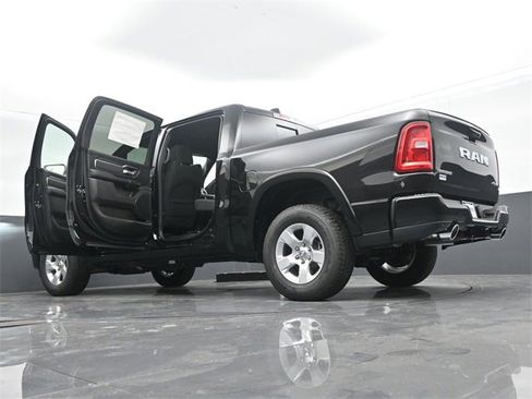 Used 2025 RAM 1500 Big Horn image 65