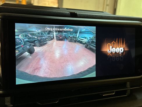 New 2025 Jeep Wrangler Willys 4xe image 18