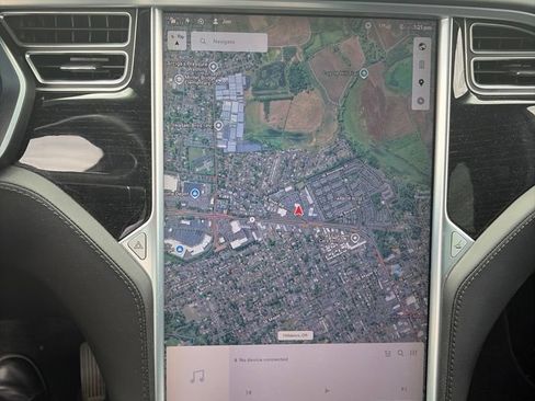 Used 2018 Tesla Model X 75D AWD/4WD image 10