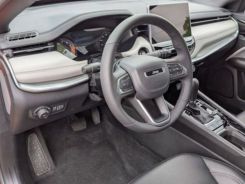 New 2026 Jeep Compass Limited AWD/4WD image 10